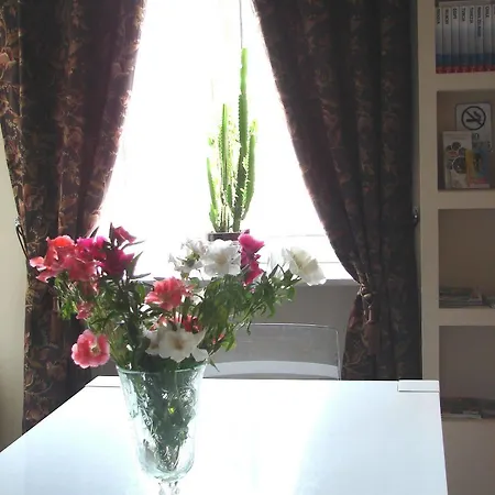 Chmielna Guest house