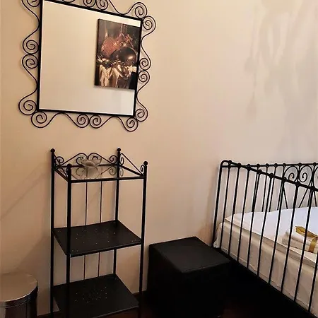 Chmielna Guest house Warsaw